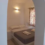 Vlastos 2 *